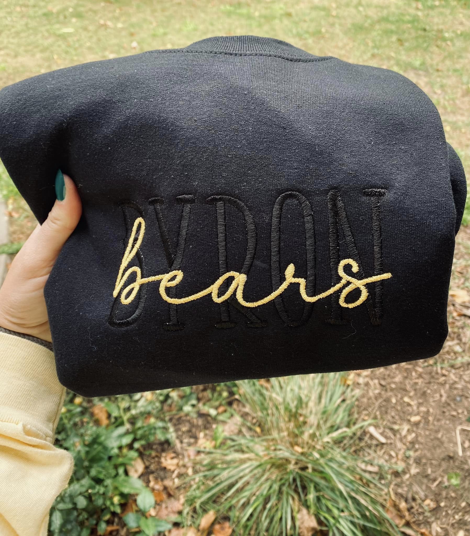 Byron Bears Embroidered crewneck