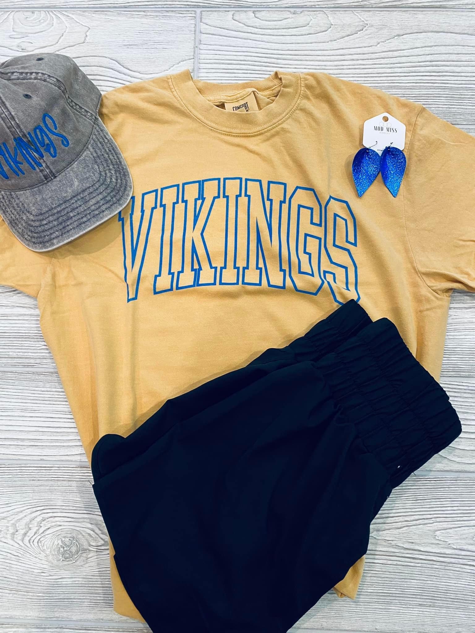 Hayfield Vikings Arch Tee